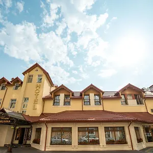 Hotel&spa Pysanka, писанка, 3 сауни та джакузі - індивідуальний відпочинок у فندق